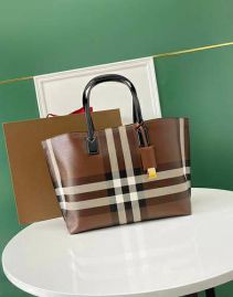 Picture of Burberry Lady Handbags _SKUfw132570200fw